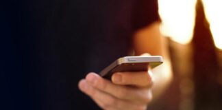 Dlaczego warto zamówić elastyczny case na telefon