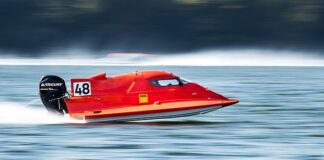 Co trzeba mieć na motorówce?