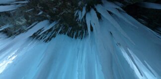 Co to są stalaktyty i stalagmity?