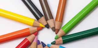 Od czego robi się płaska pupa?