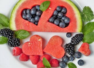 Jak usunąć kamień z WC poniżej linii wody?